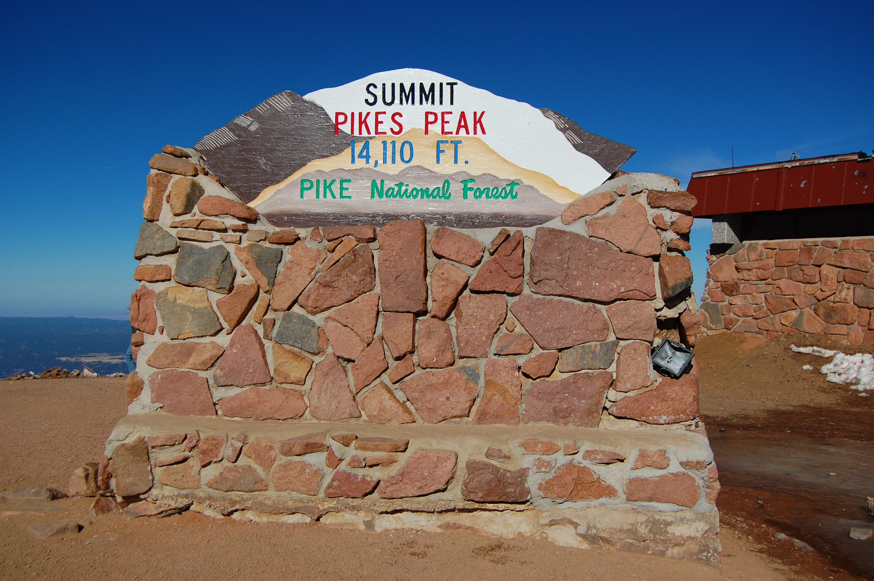Pikes Peak sign